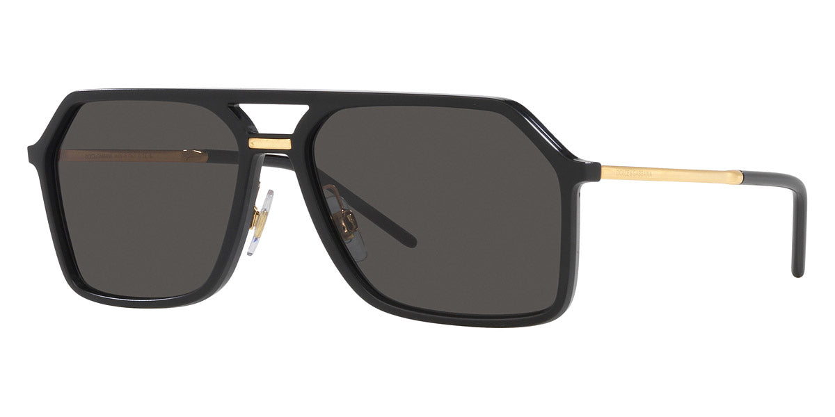 Dolce & Gabbana Rectangular Frame Tinted
Sunglasses Black Gold 113101740?fmt=auto&$background  main image 3
