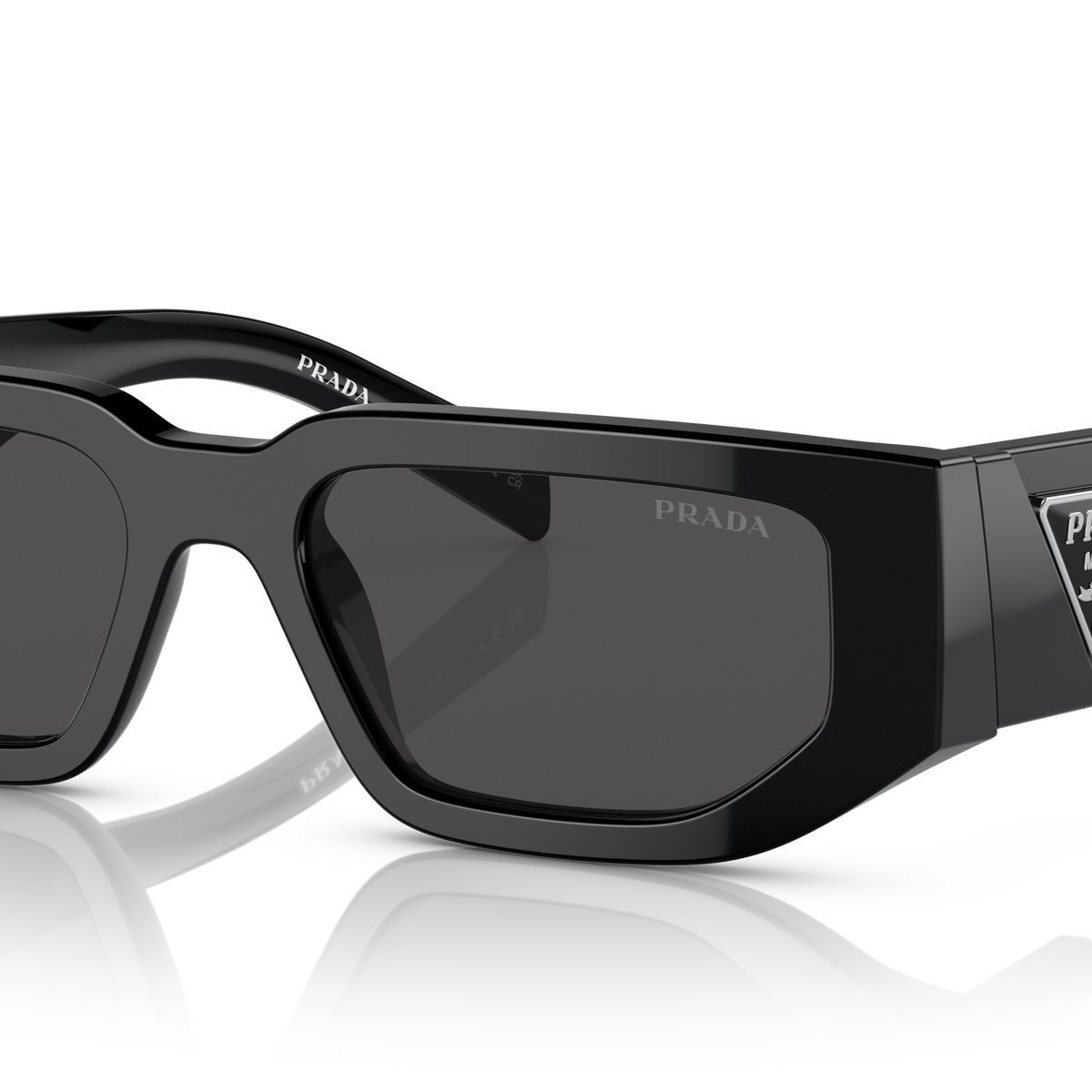 prada-sunglasses-symbole-pr-